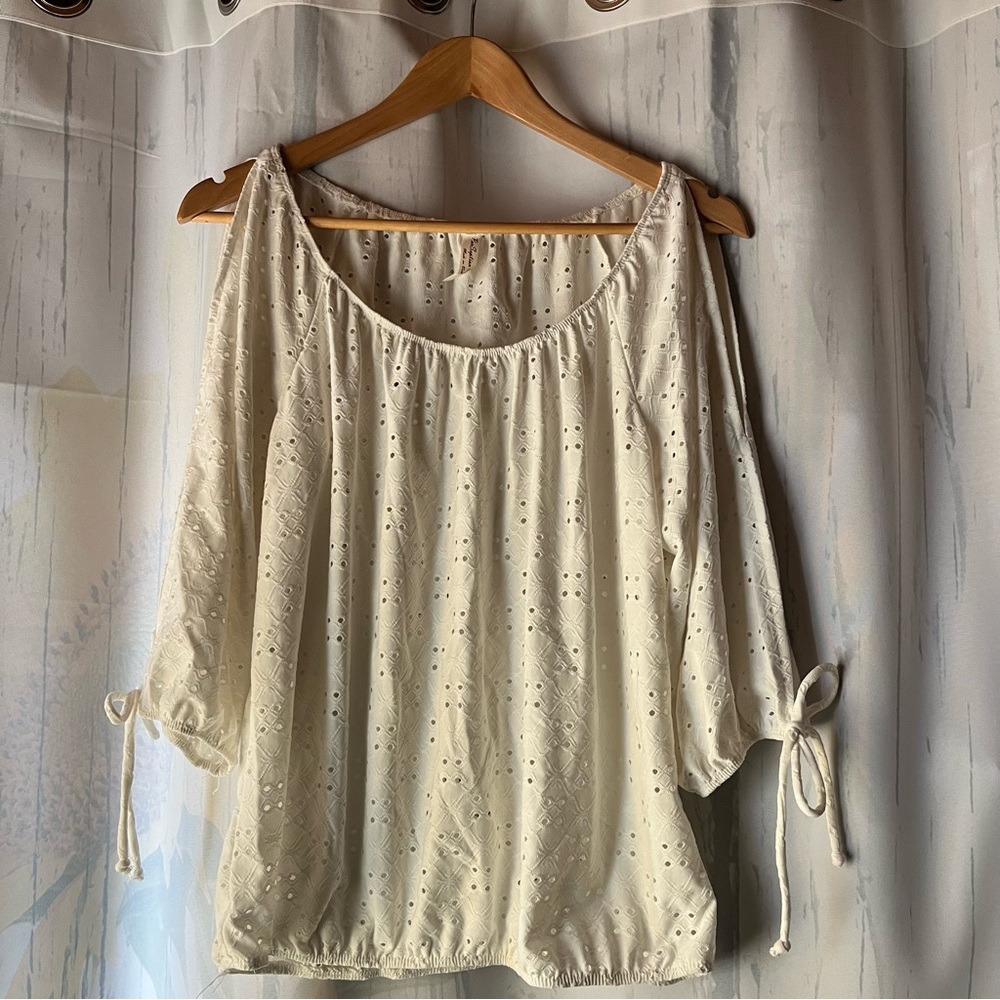 PER SEPTION CONCEPT White Women's Top